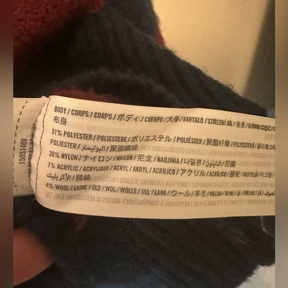 Abercrombie & Fitch Striped Crewneck Sweater in Red and Blue - Picture 4 of 4